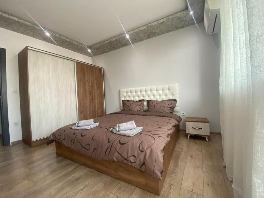 Appartamento Cozy-1Bd Flat Plovdiv Esterno foto